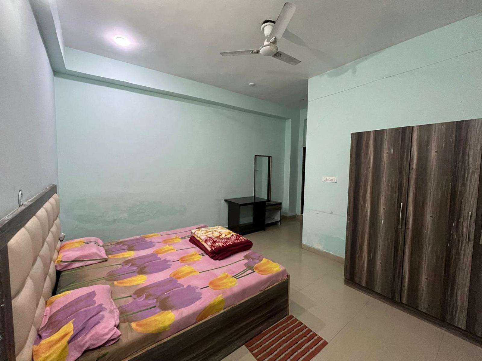 Shri Ji Baba Ki Haveli Hotel Govardhan Luaran gambar